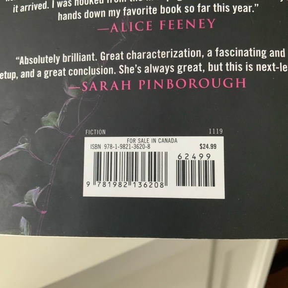 LISA JEWELL The Family Upstairs Soft Cover Novel Adult book - Picture 4 of 4